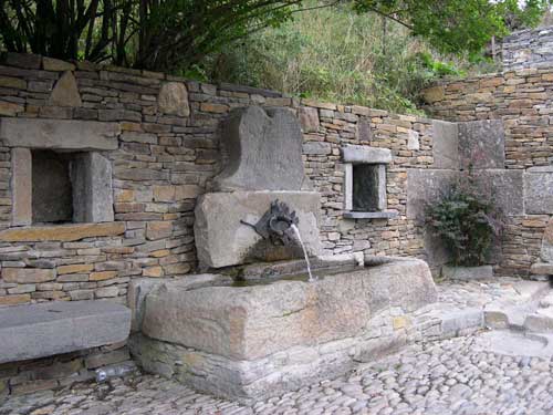 Tras la remodelaci�n de la fuente de La Cabuerca