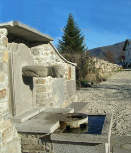 Fuente de La Cortina